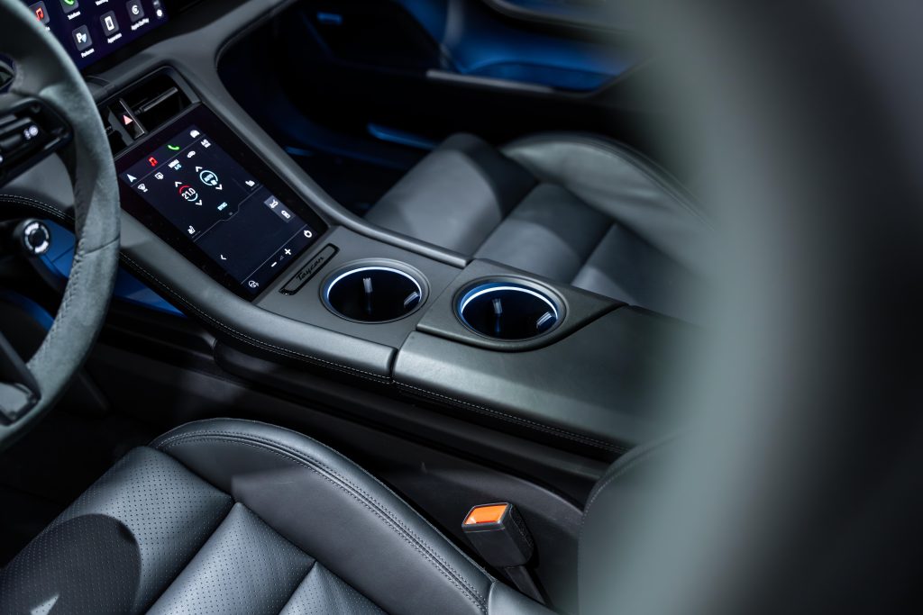 DSC02410-Enhanced-NR