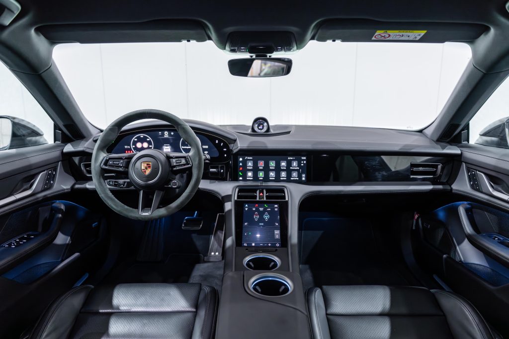 DSC02423-Enhanced-NR