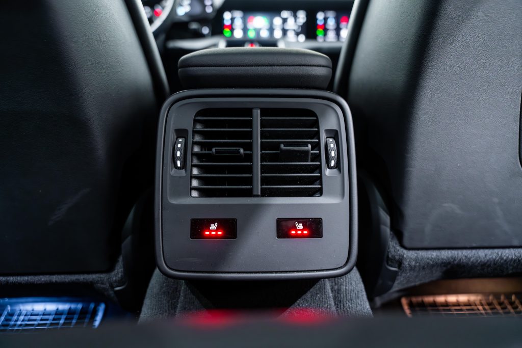 DSC04271-Enhanced-NR