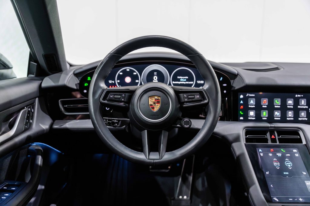 DSC05093-Enhanced-NR