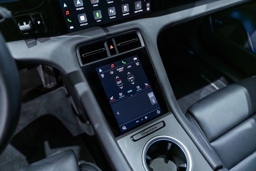 DSC06092-Enhanced-NR