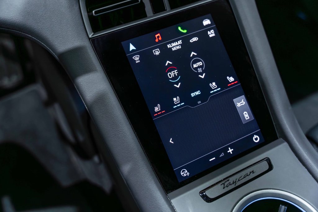 DSC06095-Enhanced-NR