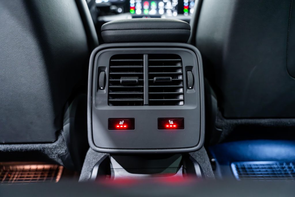 DSC06190-Enhanced-NR