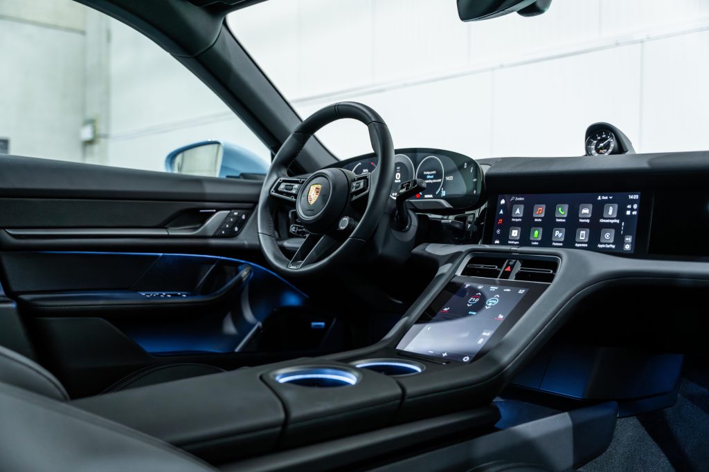 DSC08637-Enhanced-NR