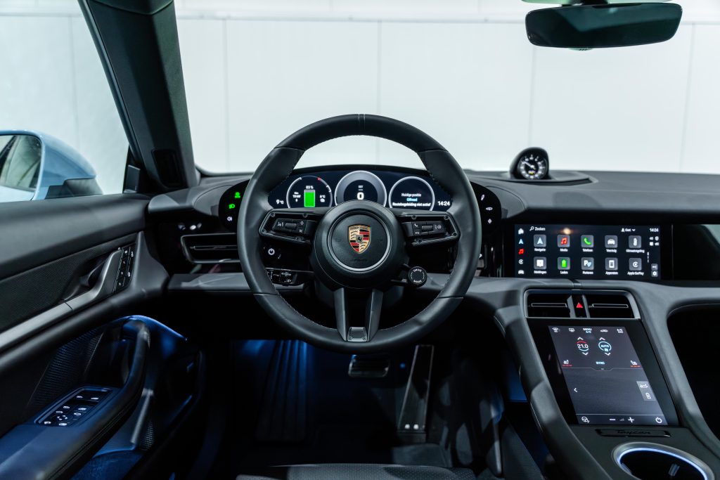 DSC08655-Enhanced-NR