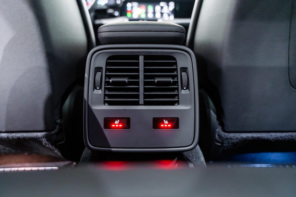 DSC08676-Enhanced-NR