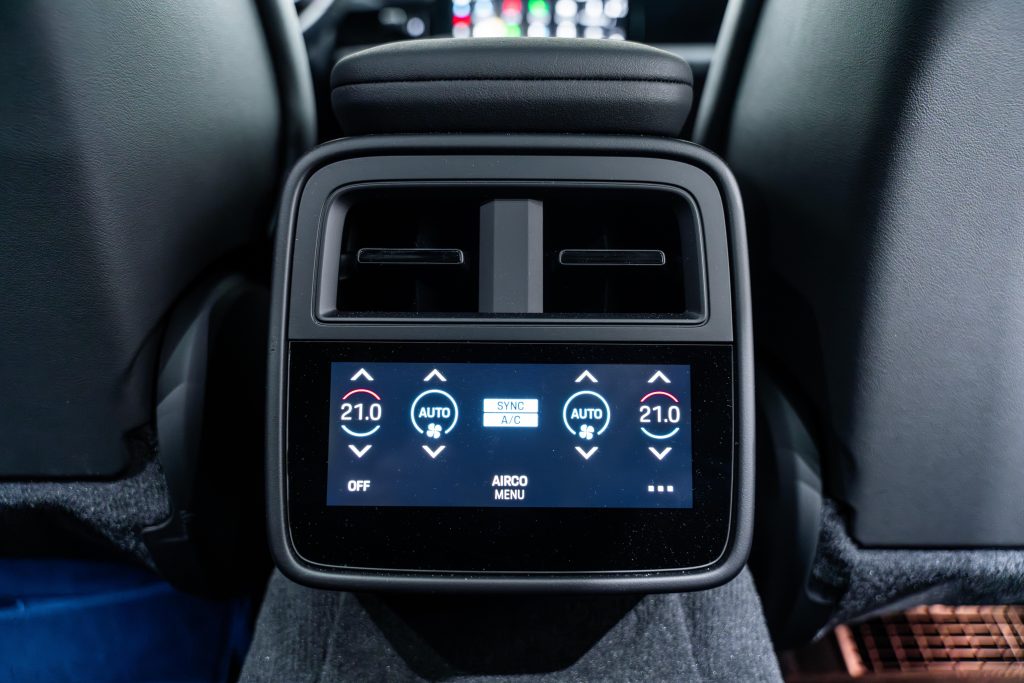 DSC08690-Enhanced-NR