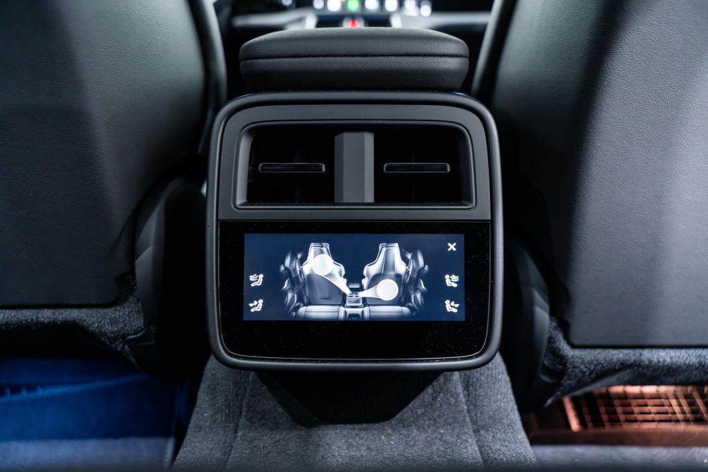 DSC08694-Enhanced-NR