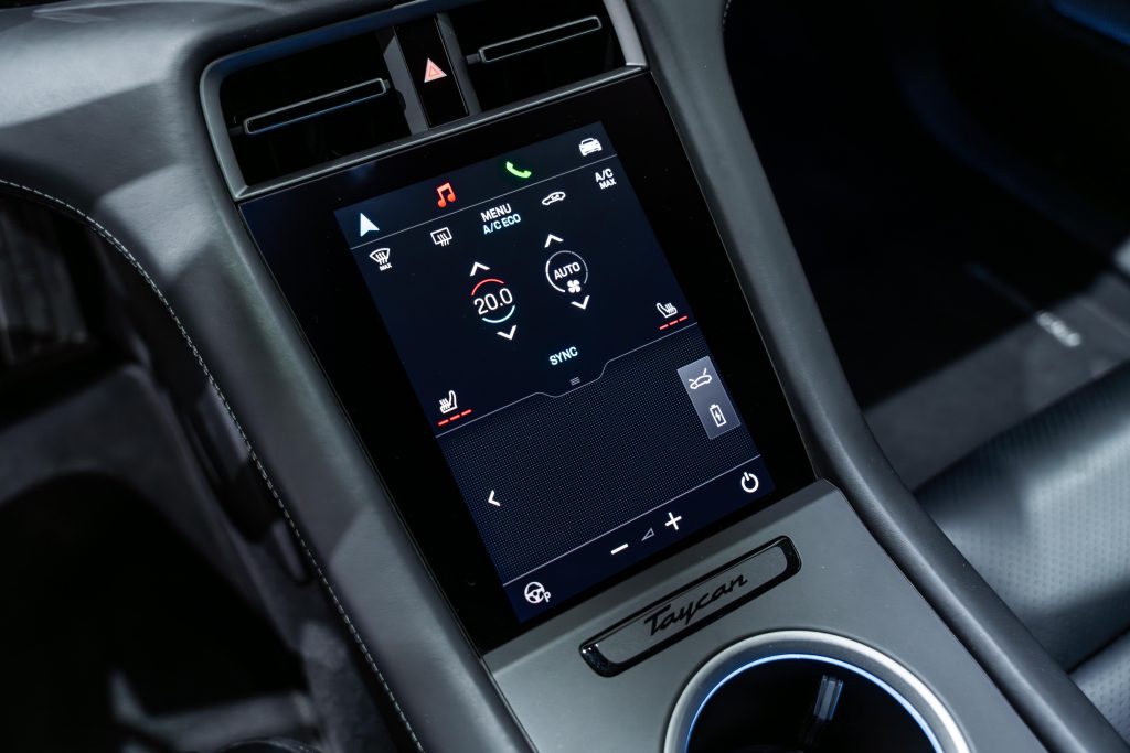 DSC09347-Enhanced-NR