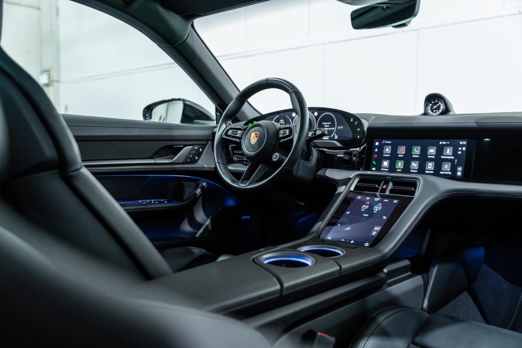 DSC09364-Enhanced-NR