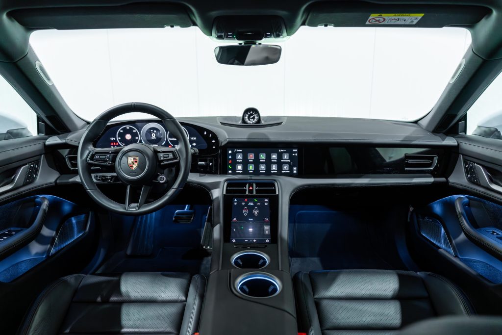 DSC09412-Enhanced-NR