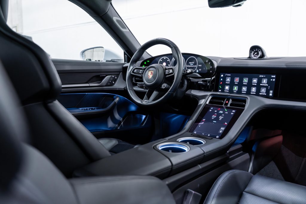 DSC09445-Enhanced-NR